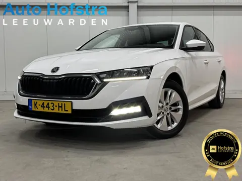 Skoda Octavia 1.0 TSI Ambition LED NAVI CLIMA CARPLAY TREKHAAK