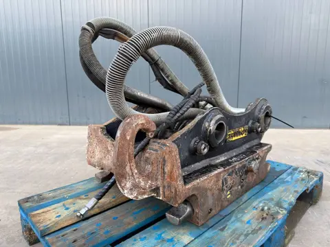 OilQuick OQ70/55 - M314F / M316F / M318F (bj 2015)