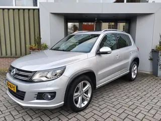 Volkswagen Tiguan 1.4 TSI R-Line Edition | Trekhaak | LED | Pano  | R- Line | NAP |