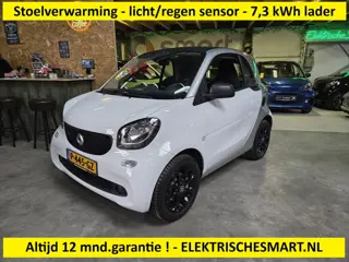 Smart Fortwo EQ - 7,3 kWh lader 32 amp - stoelverwarming - licht- en regensensor - zeer nette staat