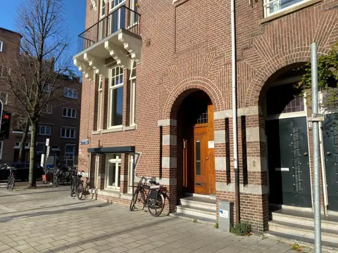 Woning aan de De Lairessestraat te Amsterdam