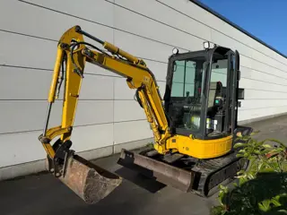 Komatsu PC26MR-3 (bj 2017)