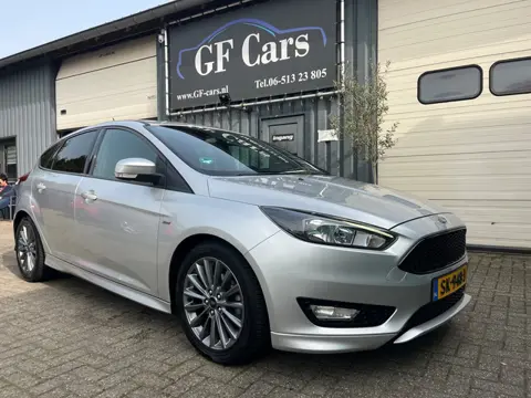 Ford Focus 1.0 Titanium ST-line 2018 Zeer Mooi!
