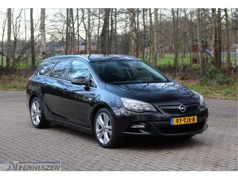 Opel Astra Sports Tourer 1.4 Turbo Sport | 2012 | Cruise | Trekhaak |
