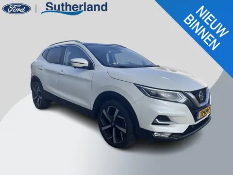 Nissan Qashqai 1.2 Tekna 115pk | Panoramadak | Trekhaak | Navigatie