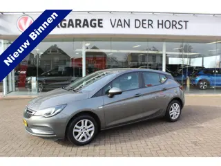 Opel Astra 1.0 Turbo Online Edition 5deurs , zeer nette auto Climate control , Cruise control , Navi