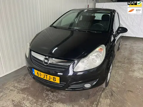 Opel Corsa 1.4-16V White Edition