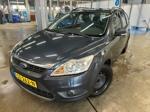 Ford Focus Wagon MET AIRCO & EVT NIEUW JAAR APK!