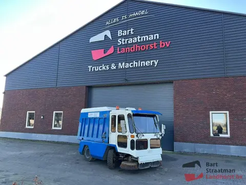 Hofmans HMF 400 veegmachine. BS1926