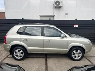 Hyundai Tucson 2.0i Active AIRCO/TREKHAAK/NIEUWE APK/NETTE AUTO!