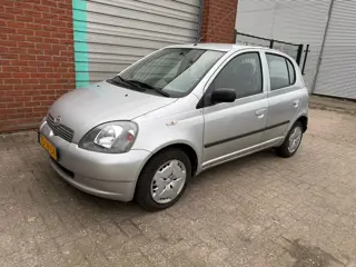 Toyota Yaris 1.3-16V VVT-i Luna Airco Bj:2002 NAP!