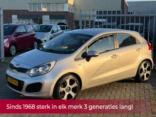 Kia Rio 1.4 CVVT Comfort Pack 109PK 5 DEURS! AIRCO l 17'LMV l MTF-STUUR l ELEK PAKKET! DEALER OH l T