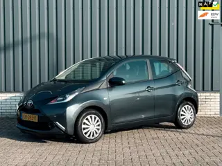 Toyota Aygo 1.0 VVT-i x-now*Bluetooth*5-Deurs*