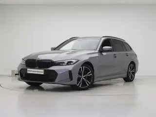 BMW 3 Serie Touring 318i M-Sport | Panorama | Hifi | Trekhaak | Camera | Voorbereiding Driving Assis