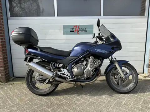 Yamaha XJ600S DIVERSION (bj 1998)