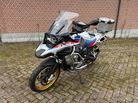 BMW R 1250 GS Adventure / Full Option / Quick Shift / Koffers / Zadelverwarming / Hoog voorruit / St