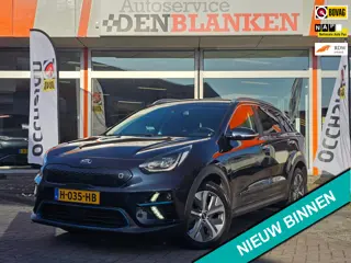 Kia E-Niro ExecutiveLine 64 kWh BJ.2020 / Navi / Leder / Stoelverwarming / Led / Camera / 17"Lmv !!