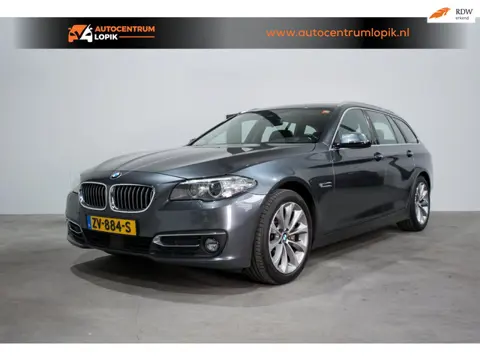 BMW 5-serie Touring 525xd Luxury Edition HUD*Leder*Memory