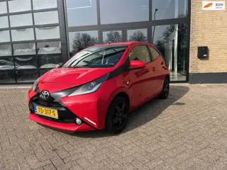 Toyota Aygo 1.0 VVT-i x , Airco, Led, Zuinig