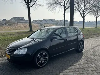 Volkswagen Golf 2.0 FSI Sportline (bj 2006, automaat)