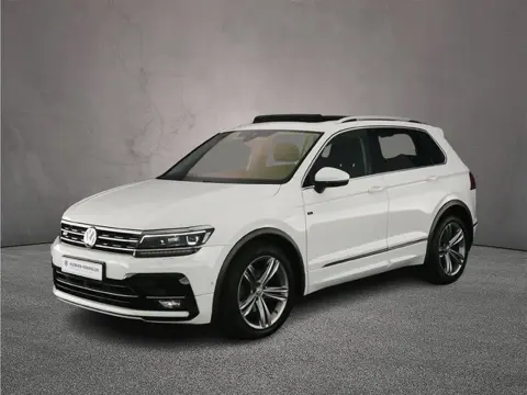 Volkswagen Tiguan Highline Business R 1.5 TSI 150pk DSG Automaat Panoramadak, Adaptive cruise contro