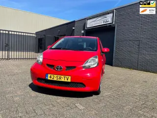 Toyota Aygo 1.0-12V + Airbags Elek. Pakket CV Stbkr. 5drs APK NAP.