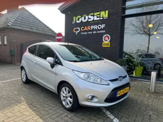 FORD FIESTA 1.25 GHIA