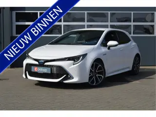 Toyota Corolla 1.8 Hybrid Executive | Volleder/LED/Camera/PDC| Slechts 30.413km | Met 12 maanden Bov