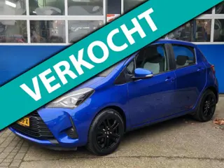 Toyota Yaris 1.0 VVT-i Connect / Dealer onderhouden / All season banden / Cruise control / Bluetooth