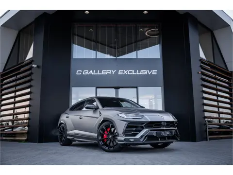 Lamborghini Urus 4.0 V8 - Panorama | Original Matte | 23'inch | B&O