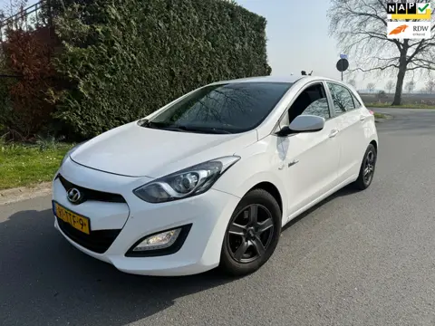 Hyundai I30 1.6 GDI i-Motion NAP/APK 3-2027/AIRCO/CRUISE