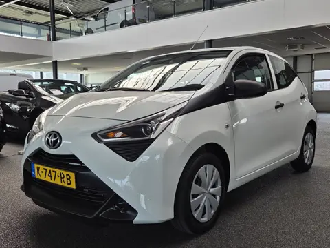 Toyota Aygo 1.0 VVT-i x-fun (bj 2021)