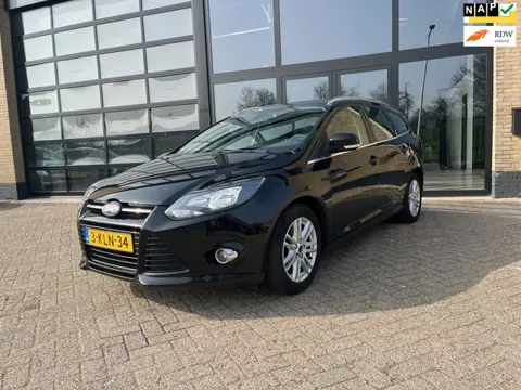 Ford Focus Wagon 1.0 EcoBoost Titanium, Navi, Trekhaak, Led