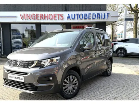 Peugeot Rifter 110 Pk Benzine * Navigatie * Trekhaak * Airco * Parkeer Camera * Cruise Control * Hog