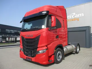 Iveco S WAY 460 LNG | AIRCO | INTARDER | 2 BEDS | CC | ALLOY WHEELS |