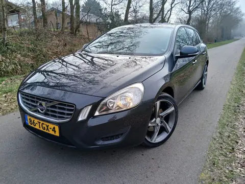 Volvo V60 1.6 T3 Kinetic |CRUISE+AIRCO|