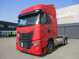 Iveco S WAY 460 LNG | AIRCO | INTARDER | 2 BEDS | CC |