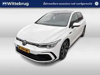 Volkswagen Golf 1.5 eTSI 150pk R-Line DSG Automaat / Panorama dak / LM 18 inch / Navigatie / LED / C