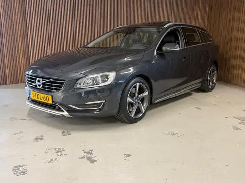 Volvo V60 2.4 D6 AWD Plug-In Hybrid Summum - Open dak - Camera