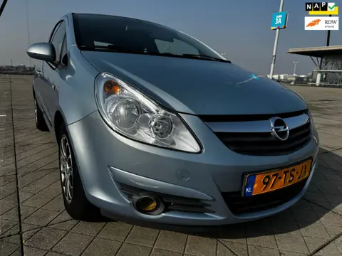 Opel Corsa 1.2-16V Enjoy AIRCO STUUR-STOELVERWARMING NAP