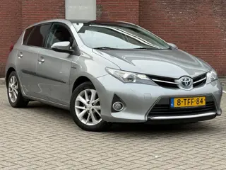 Toyota Auris 1.8 Hybrid Lease|AUTOMAAT|PANNO|NAVI|TREKHAAK