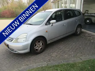 Honda Stream 2.0i ES (bj 2003)