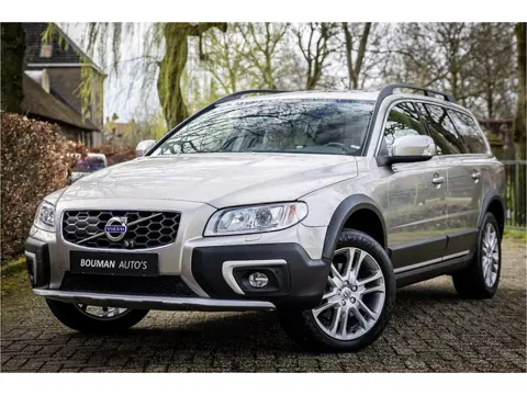Volvo XC70 2.0 T5 FWD Inscription Edition Schuifdak Stoelventilatie ACC