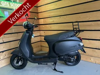 AGM Bromscooter VX 50 (bj 2018, automaat)