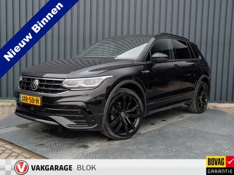 Volkswagen Tiguan 1.5 TSI R-Line Business+ | Trekhaak wegkl. | Elk. A-klep | Side Assist | 20'' | IQ