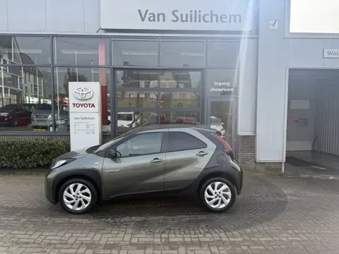 Toyota Aygo X 1.0 VVT-i MT first (bj 2022)