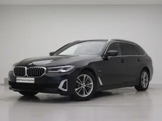 BMW 5 Serie Touring 520e High Executive | Panorama | Luxury Line | Camera | Laserlight |