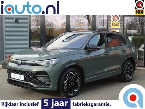 Volkswagen Tiguan 1.5 eHybrid 272pk R-Line Black Style Pano/Leder/IQ.Light HD/360/Headup/HK/Keyless/