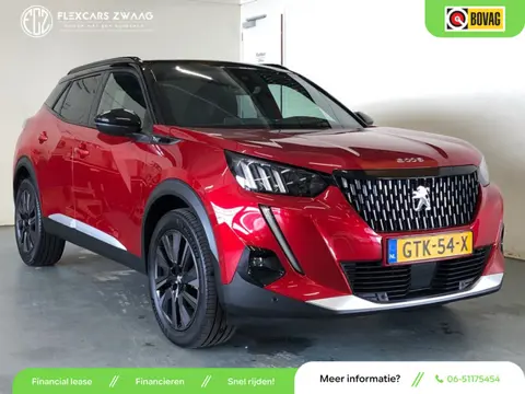 Peugeot 2008 1.2 Turbo GT-Line 155pk - Automaat - Panodak - Navi - Winterpakket - Climate