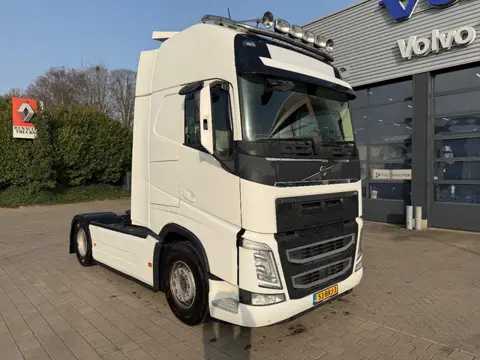 Volvo FH 460 GLOBETROTTER XL I-SAVE / I PARKCOOL / STANDAIRCO / ACC / PA4777